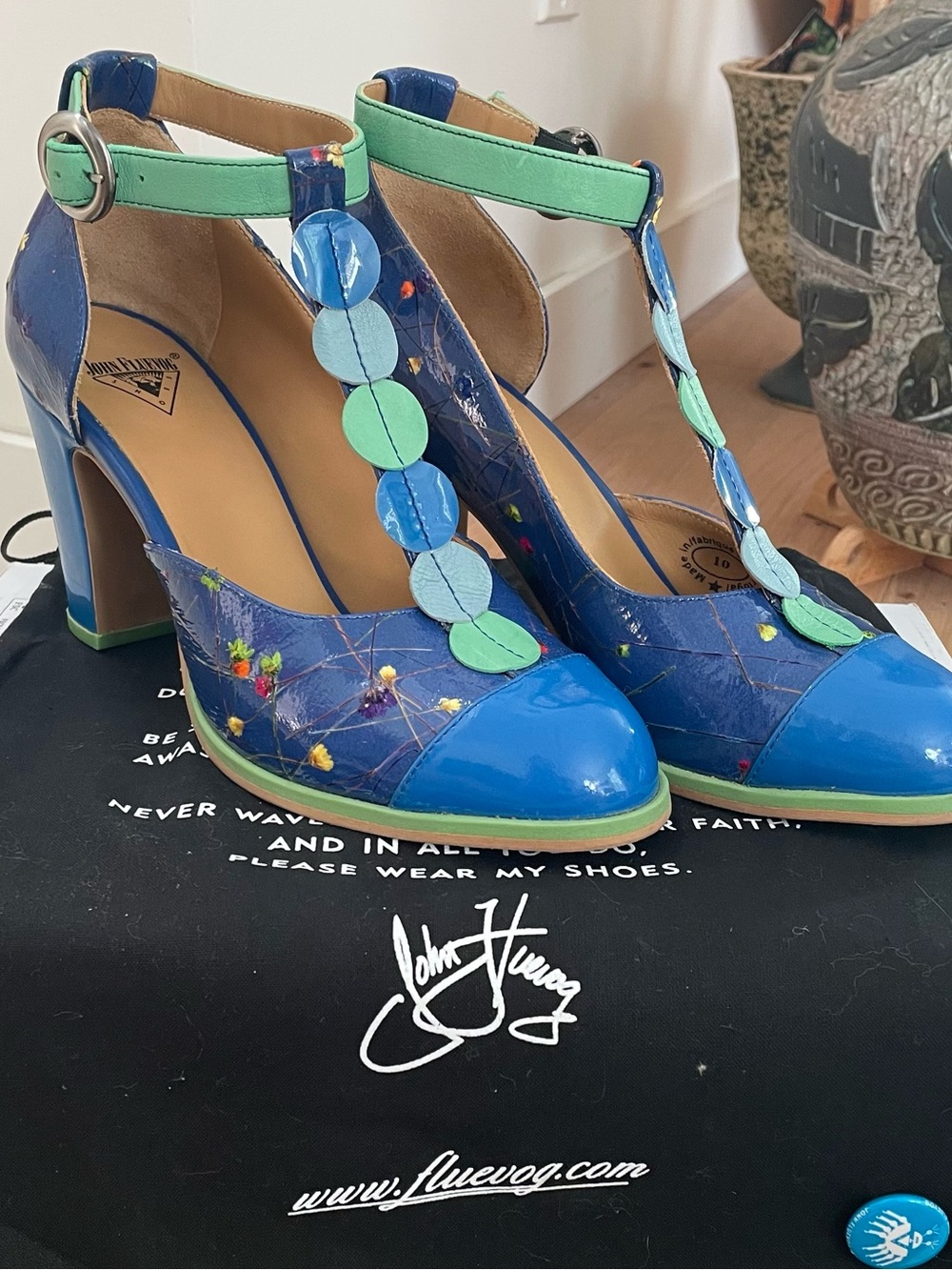 Fluevog Zelda Blue Floral T-Strap Heels w Aqua Accents (sz 10/41, fit small ~9.5